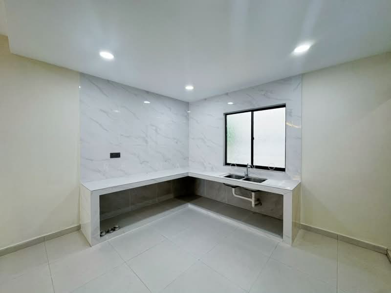 Rumah Teres 1 Tingkat untuk Dijual di Johor Bahru (Johor) - Reyna Wong - Kitchen - PropertyGuru.com.my