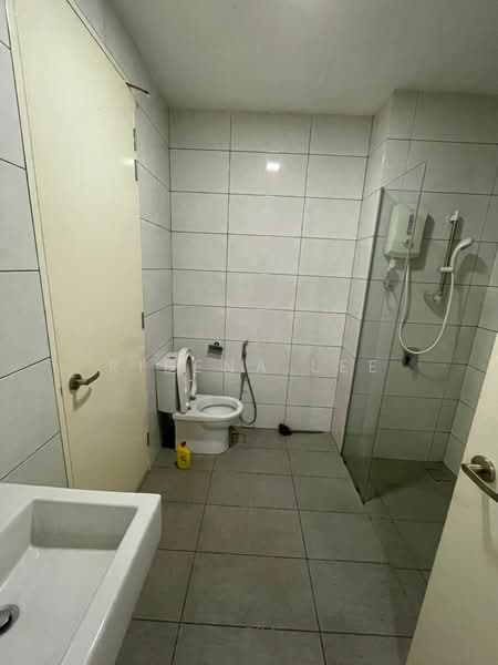 Service Residence for Rent at Conezion Residences - Ribena Lee - Bathroom - PropertyGuru.com.my