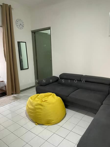 Pangsapuri untuk Disewa di Menara Orkid - Yanny Siow - Living Room - PropertyGuru.com.my