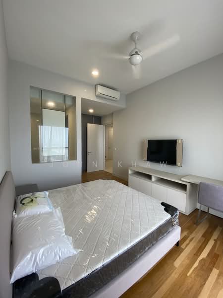 Servis Apartment untuk Disewa di Cyperus @ Tropicana Gardens - John Khaw - Bedroom - PropertyGuru.com.my