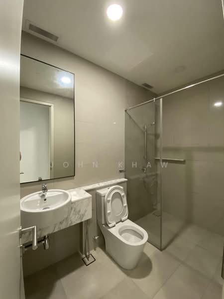 Servis Apartment untuk Disewa di Cyperus @ Tropicana Gardens - John Khaw - Bathroom - PropertyGuru.com.my