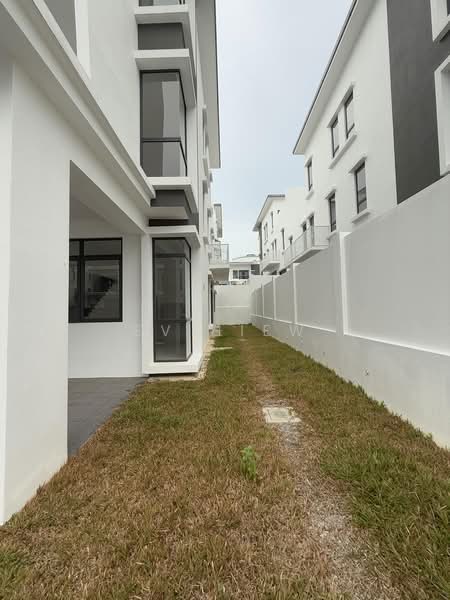 Semi-Detached House for Sale in Abadi Heights (Puchong) - EV Hiew - PropertyGuru.com.my