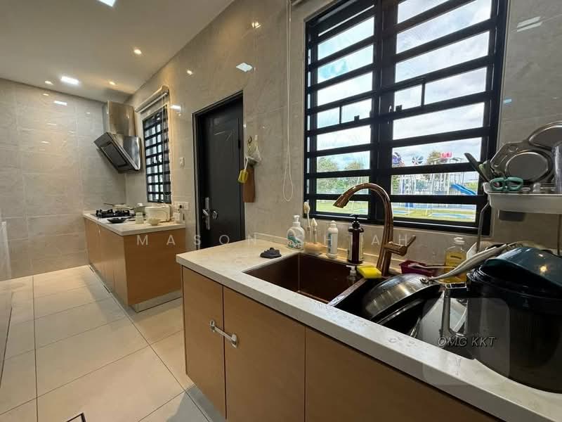 Rumah Teres 2-Tingkat untuk Dijual di Bandar Bukit Raja (Klang) - Mason Chiah - Kitchen - PropertyGuru.com.my