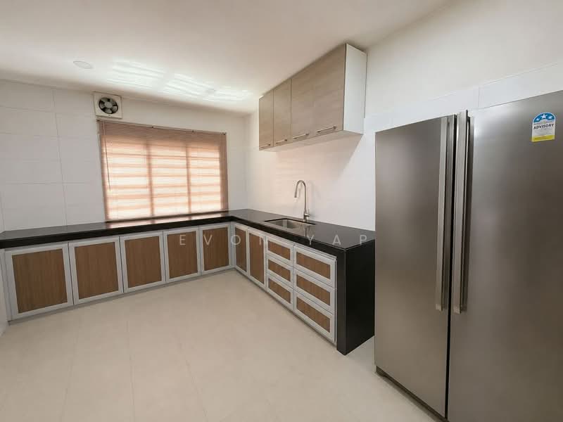 Rumah Teres 2 Tingkat untuk Dijual di Taman Mutiara Rini (Skudai) - Evon Yap - Kitchen - PropertyGuru.com.my