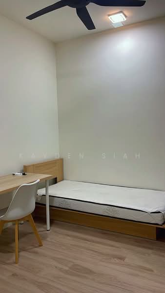Servis Apartment untuk Disewa di Emerald 9 - Kayden Siah - Bedroom - PropertyGuru.com.my