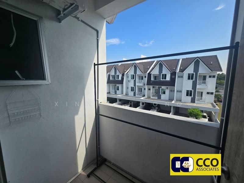 Rumah Bandar untuk Dijual di Ipoh (Perak) - Xinni Choong - Balcony - PropertyGuru.com.my
