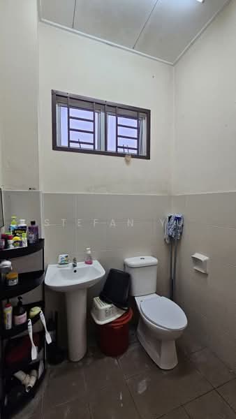 Rumah Teres untuk Dijual di Pulai (Johor) - Stefan Yu - Bathroom - PropertyGuru.com.my