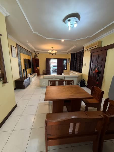 Semi-Detached House for Sale in Tabuan Jaya (Kuching) - Erica Bong - Living Room - PropertyGuru.com.my