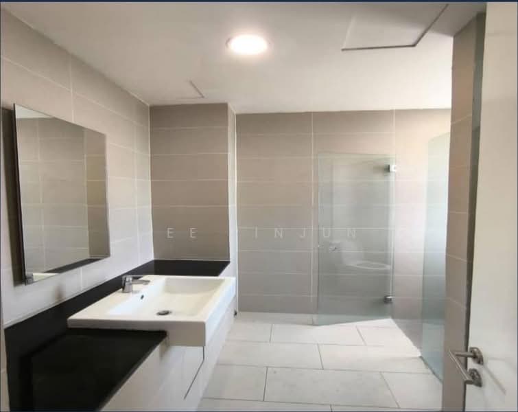 Rumah Teres 3 Tingkat untuk Disewa di Lake Fields (Sungai Besi) - Lee Pinjun - PropertyGuru.com.my