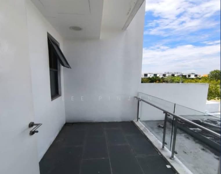 Rumah Teres 3 Tingkat untuk Disewa di Lake Fields (Sungai Besi) - Lee Pinjun - PropertyGuru.com.my