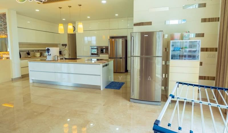 Condominium for Sale at 8 Gurney (The Shore Condominium) - Stanley Saw - Kitchen - PropertyGuru.com.my