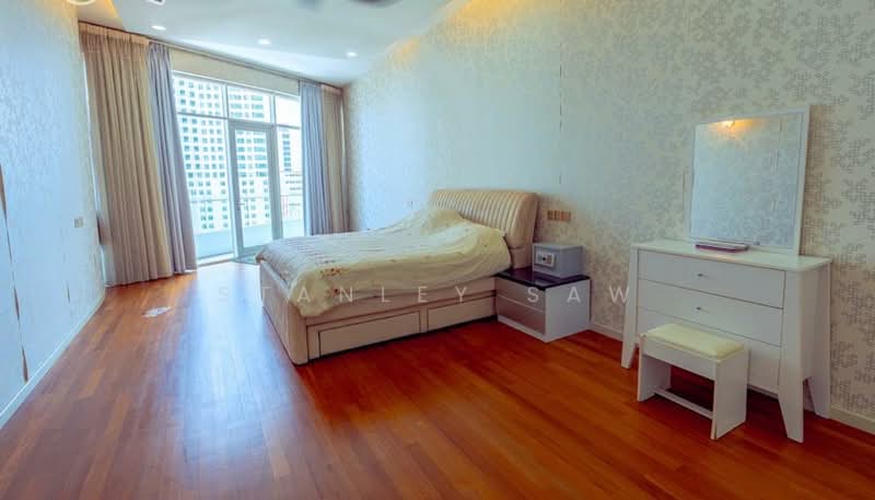 Condominium for Sale at 8 Gurney (The Shore Condominium) - Stanley Saw - Bedroom - PropertyGuru.com.my