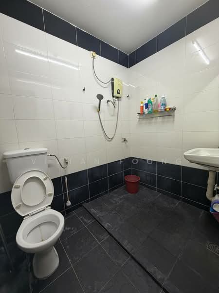Rumah Teres 1 Tingkat untuk Disewa di Ipoh (Perak) - Vivian Foong - Bathroom - PropertyGuru.com.my