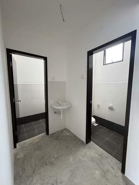 Shop for Rent in Taman Kota Masai (Pasir Gudang) - Michelle Kueh - Bathroom - PropertyGuru.com.my