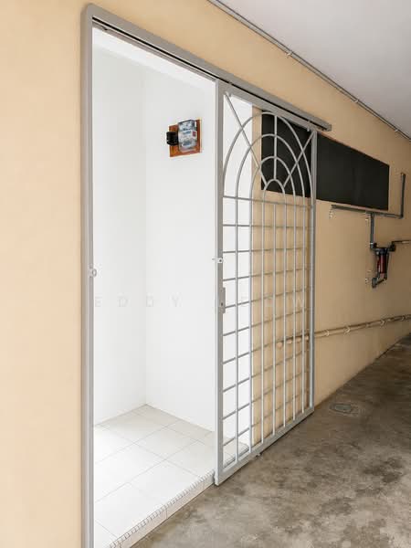Pangsapuri untuk Dijual di Kiara Apartment - Eddy Leow - Entrance - PropertyGuru.com.my