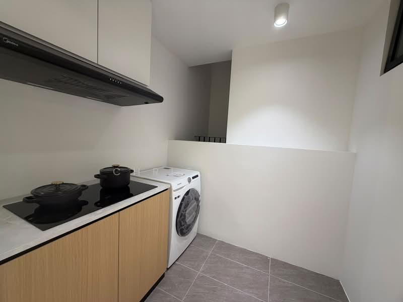 Service Residence for Sale at Bodaiju Residences - Chris Liew - Kitchen - PropertyGuru.com.my
