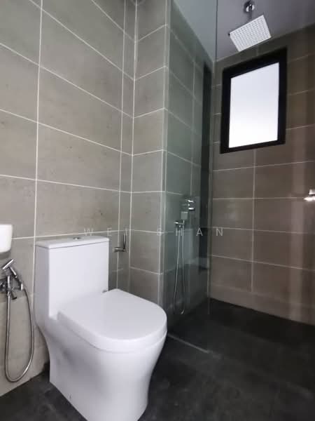 Condominium for Rent at The Valley Residences @ SkySierra - Wei Shan - Bathroom - PropertyGuru.com.my