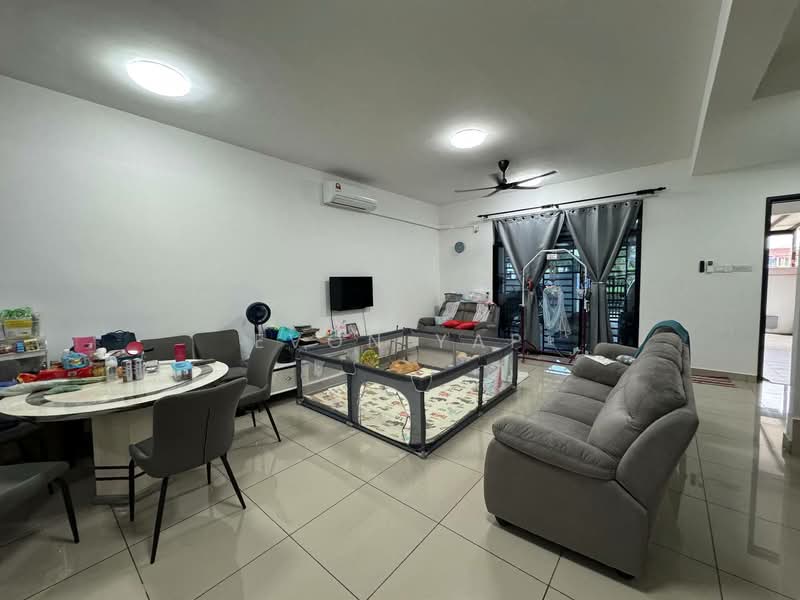2-storey Terraced House for Sale in Taman Sri Pulai Perdana (Skudai) - Evon Yap - Living Room - PropertyGuru.com.my