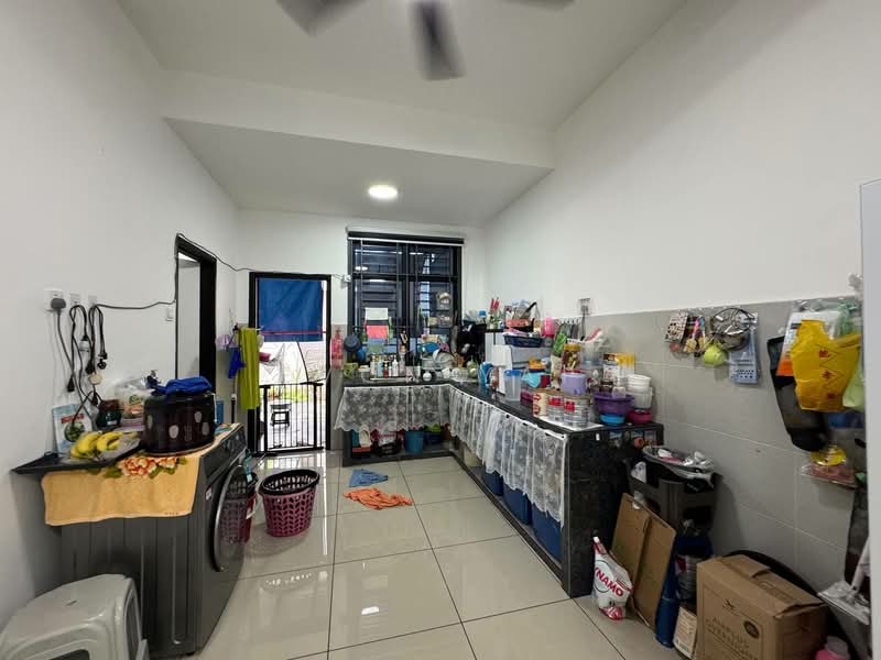 2-storey Terraced House for Sale in Taman Sri Pulai Perdana (Skudai) - Evon Yap - Kitchen - PropertyGuru.com.my