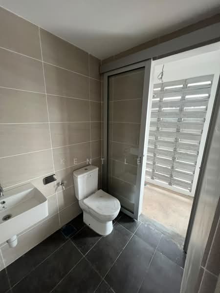 Terraced House for Rent in Kampung Selangor Dredging (Dengkil) - Kent Lee - Bathroom - PropertyGuru.com.my