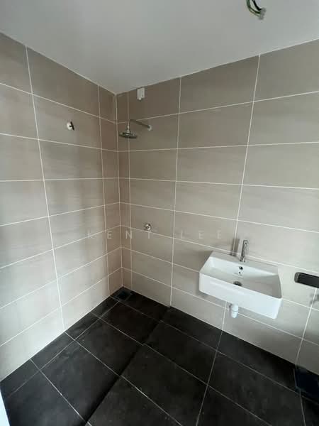 Terraced House for Rent in Kampung Selangor Dredging (Dengkil) - Kent Lee - Bathroom - PropertyGuru.com.my