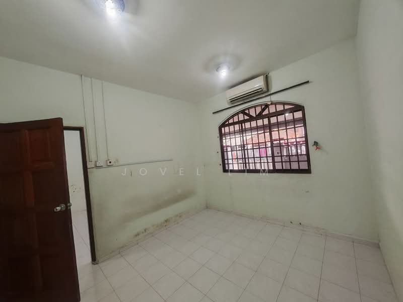 Rumah Teres 1 Tingkat untuk Dijual di Taman Bahagia (Senai) - Jovel Lim - Interior - PropertyGuru.com.my