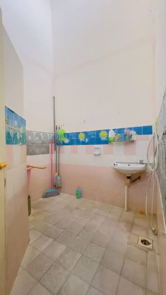 Rumah Teres 1 Tingkat untuk Dijual di Sungai Lalang (Kedah) - Hasrul Rosli - Bathroom - PropertyGuru.com.my