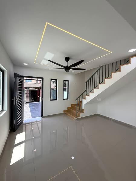 2-storey Terraced House for Sale in Kota Masai (Pasir Gudang) - Amber Hew - Living Room - PropertyGuru.com.my
