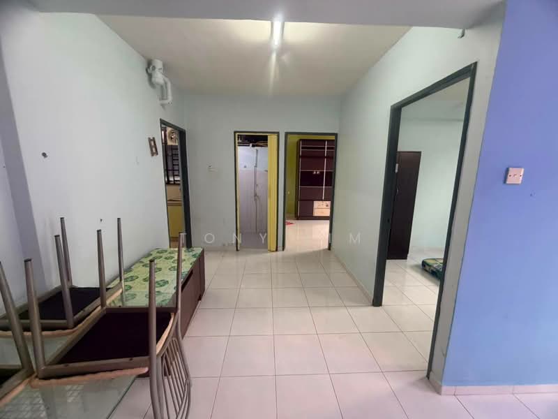 Rumah Flat untuk Disewa di Sri Lanang - Tony Lim - Corridor - PropertyGuru.com.my