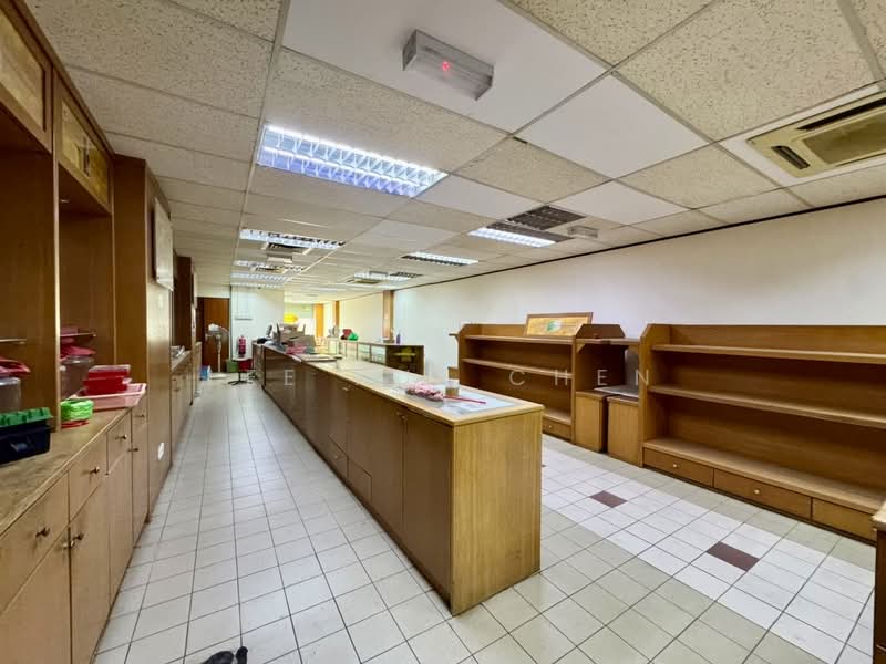 Shop for Rent in George Town (Penang) - Lee Xue Chen - Interior - PropertyGuru.com.my