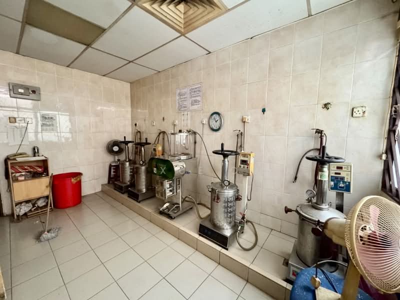 Shop for Rent in George Town (Penang) - Lee Xue Chen - Interior - PropertyGuru.com.my