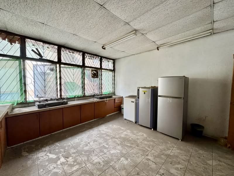Shop for Rent in George Town (Penang) - Lee Xue Chen - Kitchen - PropertyGuru.com.my