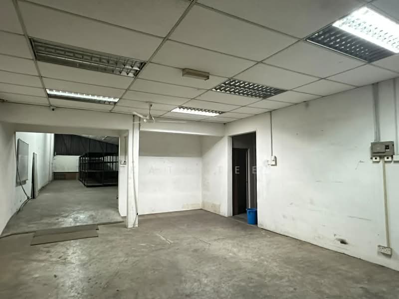 Kilang untuk Disewa di Taman Tan Sri Yaacob (Johor Bahru) - Kate Tee - Interior - PropertyGuru.com.my