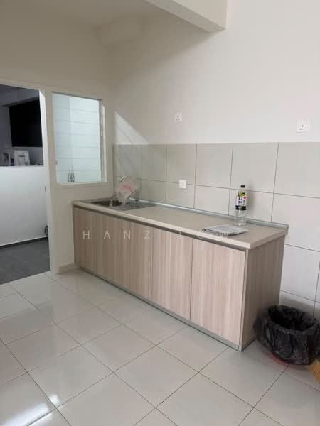 Kondominium untuk Disewa di Pangsapuri Mesra - Hanz Low - Kitchen - PropertyGuru.com.my