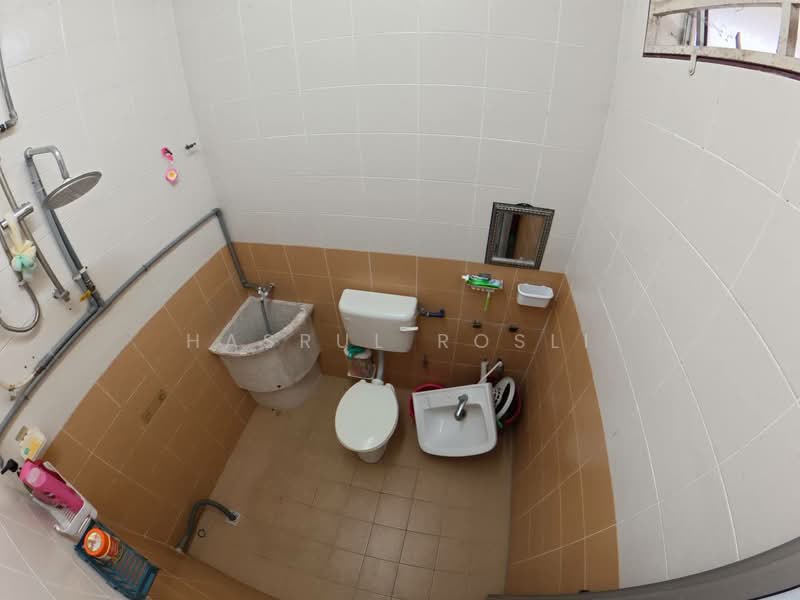 1-storey Terraced House for Sale in Kulim (Kedah) - Hasrul Rosli - Bathroom - PropertyGuru.com.my
