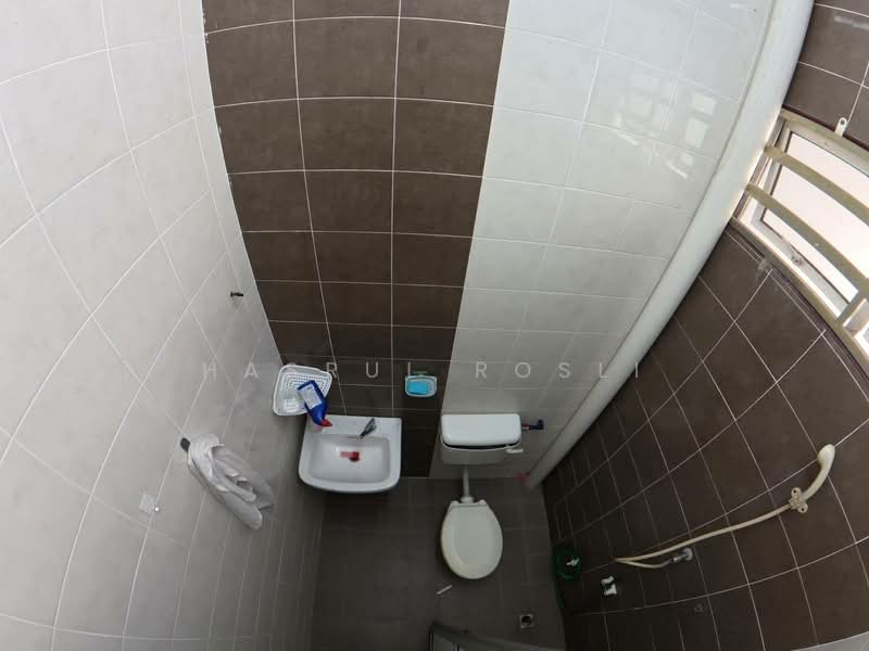 1-storey Terraced House for Sale in Kulim (Kedah) - Hasrul Rosli - Bathroom - PropertyGuru.com.my