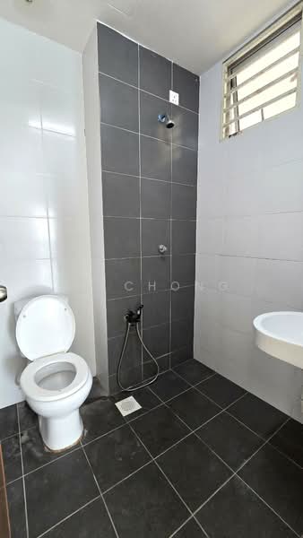 Servis Apartment untuk Disewa di Ascotte Boulevard - JX Chong - Bathroom - PropertyGuru.com.my