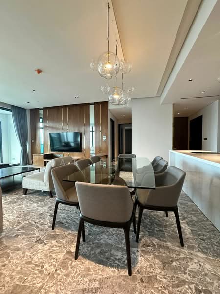 Servis Apartment untuk Dijual di Four Seasons Place - Charles Phua - Living Room - PropertyGuru.com.my