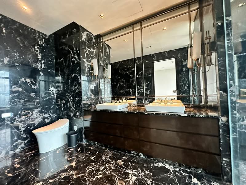 Servis Apartment untuk Dijual di Four Seasons Place - Charles Phua - Bathroom - PropertyGuru.com.my