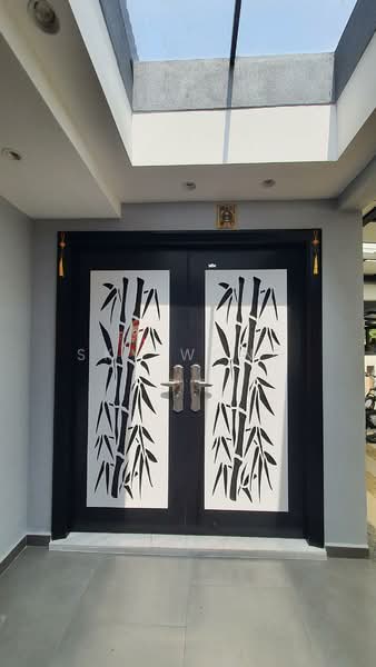 2-storey Terraced House for Sale in Taman Lestari Putra (Seri Kembangan) - Sky Wong - Entrance - PropertyGuru.com.my