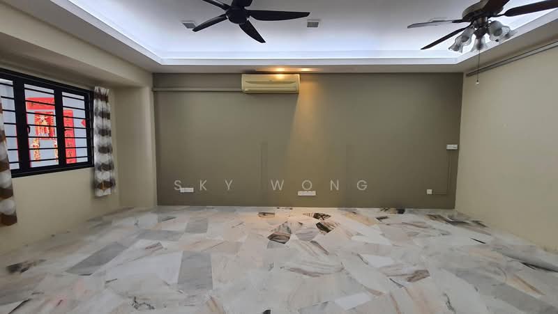 2-storey Terraced House for Sale in Taman Lestari Putra (Seri Kembangan) - Sky Wong - Interior - PropertyGuru.com.my