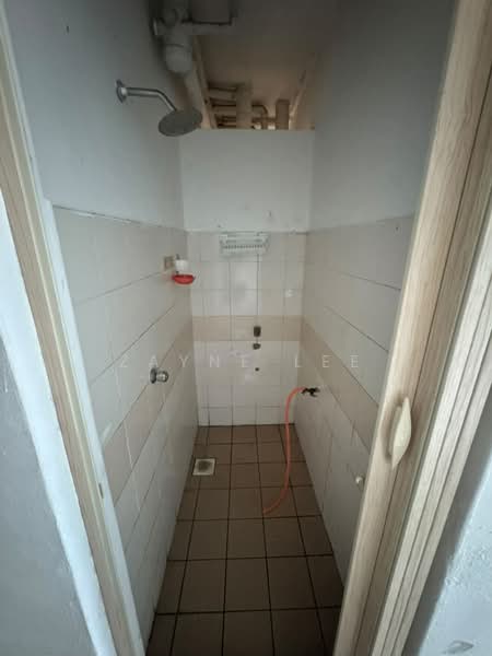 Flat for Rent at Cemara - Zayne Lee - Bathroom - PropertyGuru.com.my