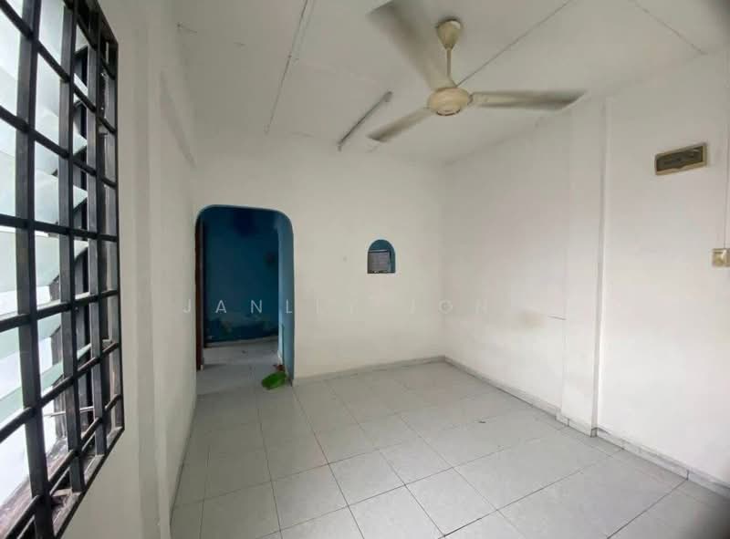 Flat for Sale at Taman Melawati - Janlly Jong - Interior - PropertyGuru.com.my