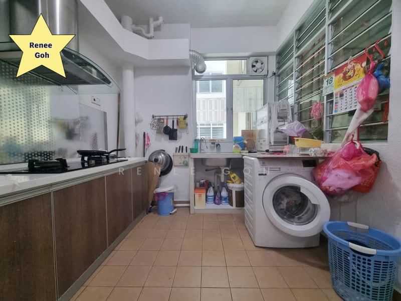 Kondominium untuk Dijual di The Waterfront Condominium - Renee Goh - Kitchen - PropertyGuru.com.my