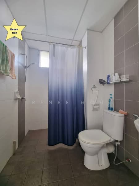 Kondominium untuk Dijual di The Waterfront Condominium - Renee Goh - Bathroom - PropertyGuru.com.my