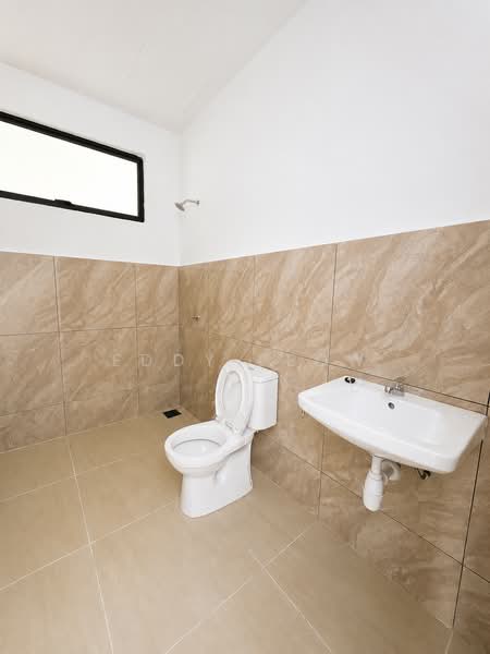 Service Residence for Sale at Ambience Residence (Residensi Nikel) - Eddy Leow - Bathroom - PropertyGuru.com.my