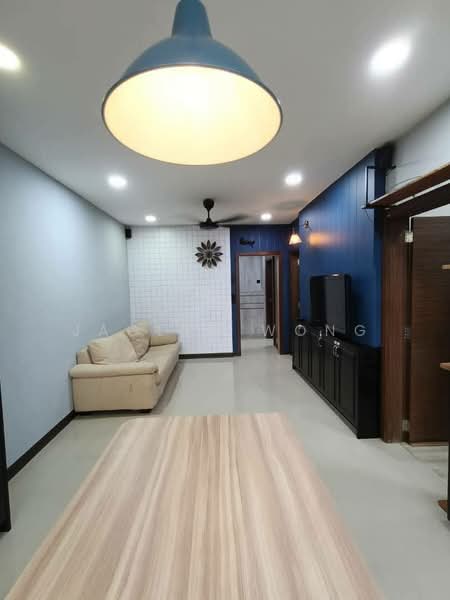Rumah Flat untuk Disewa di Taman Ehsan Jaya - Jaclyn Wong - Living Room - PropertyGuru.com.my