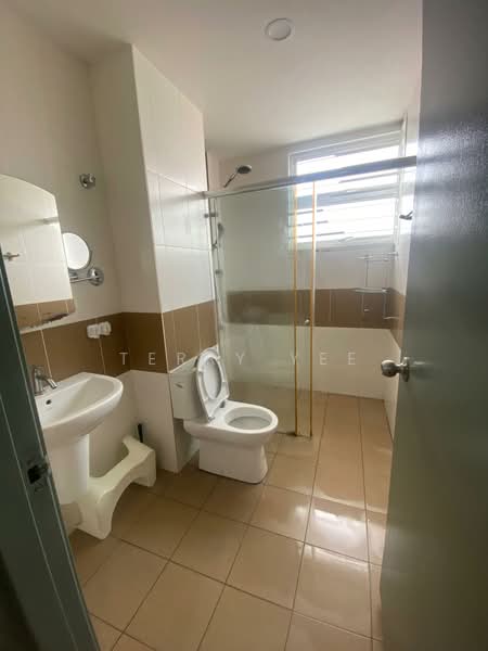 Rumah Teres 2 Tingkat untuk Disewa di Taman Tiara East (Semenyih) - Terry Yee - Bathroom - PropertyGuru.com.my