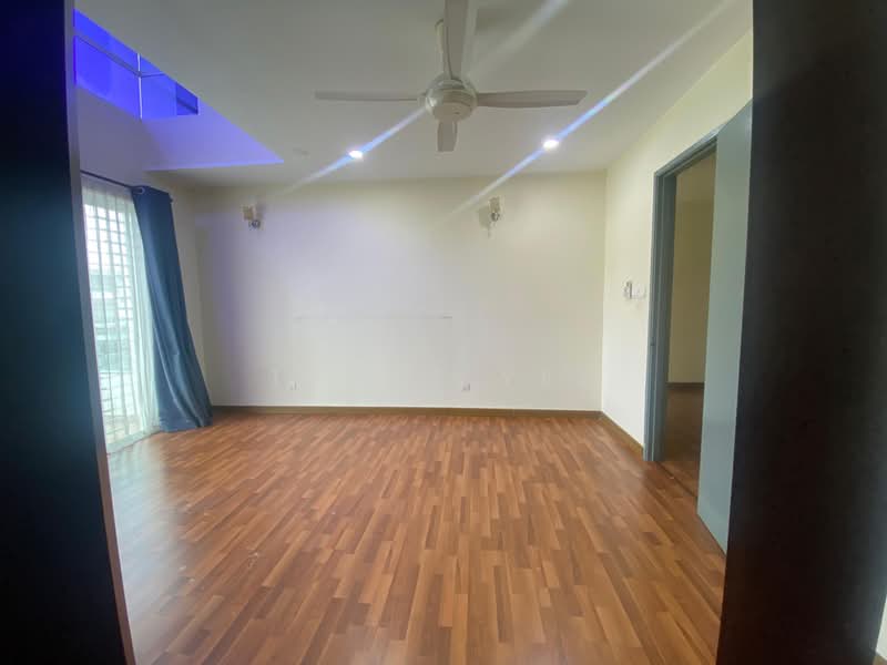 Rumah Teres 2 Tingkat untuk Disewa di Taman Tiara East (Semenyih) - Terry Yee - Living Room - PropertyGuru.com.my