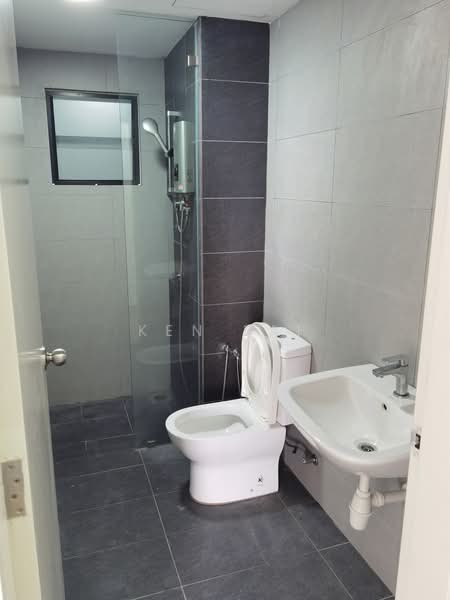 Kondominium untuk Dijual di Trinity Lemanja - Ken Lai - Bathroom - PropertyGuru.com.my